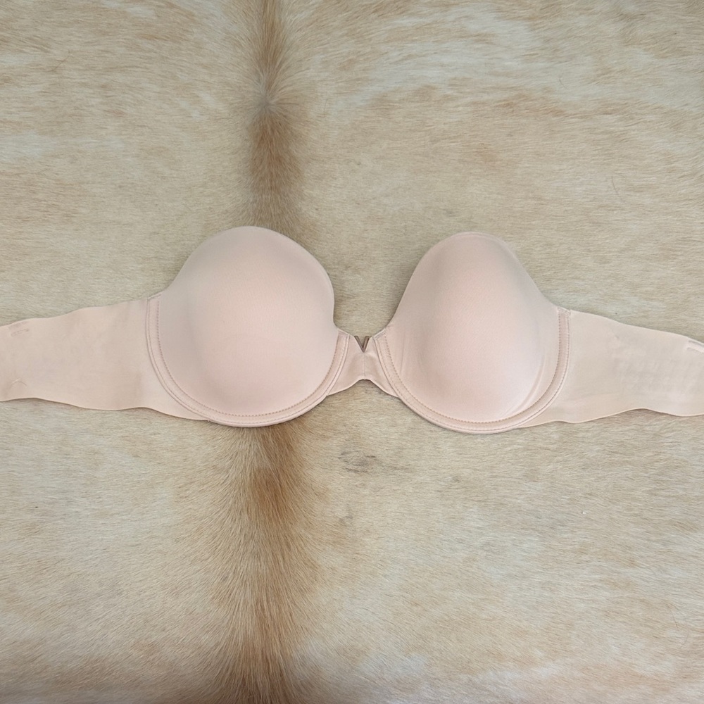 Victoria's Secret Light Pink Strapless Bra